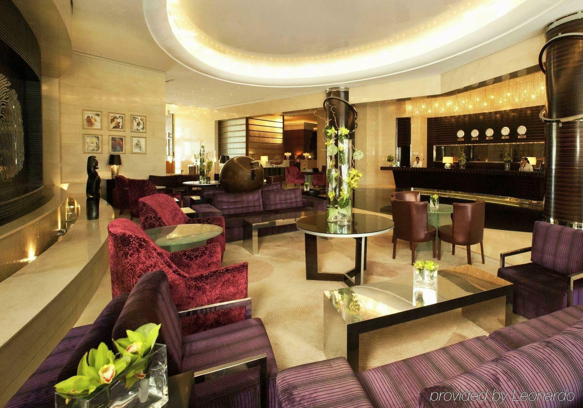 Grand Millennium Dubai Hotel Interior photo